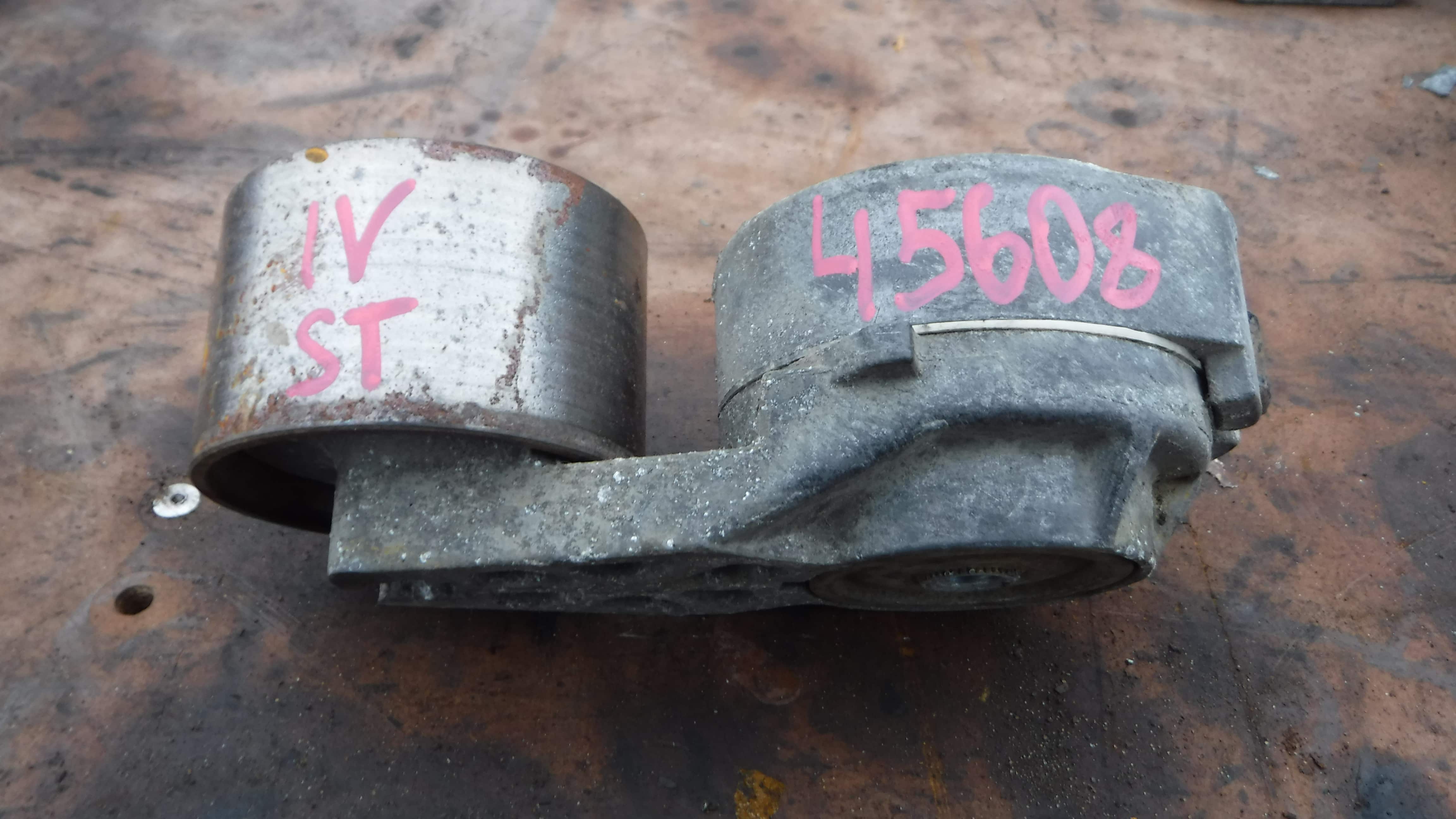 Ролик натяжитель ремня ГРМ Ивеко стрейлс Iveco strails Cursor 10 2002 5802009515